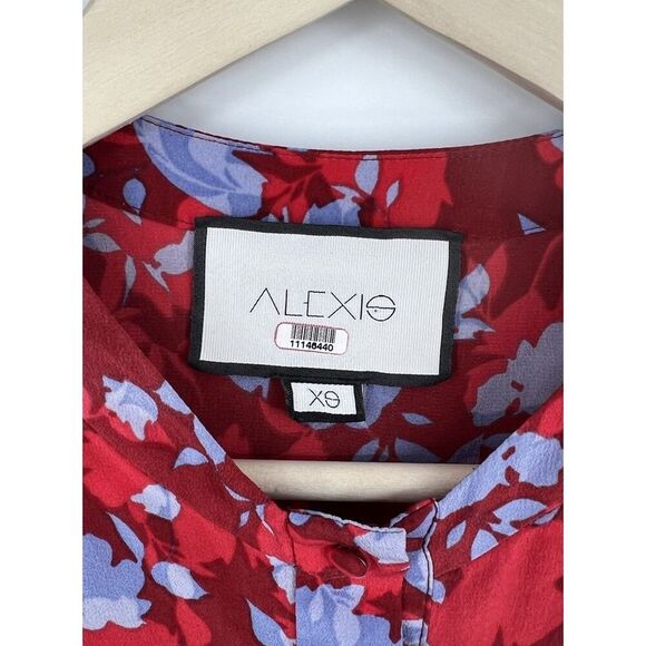 Alexis Danijela 100% Silk Red Floral Ruffle Button Front Cape Blouse Size XS - Picture 2 of 7